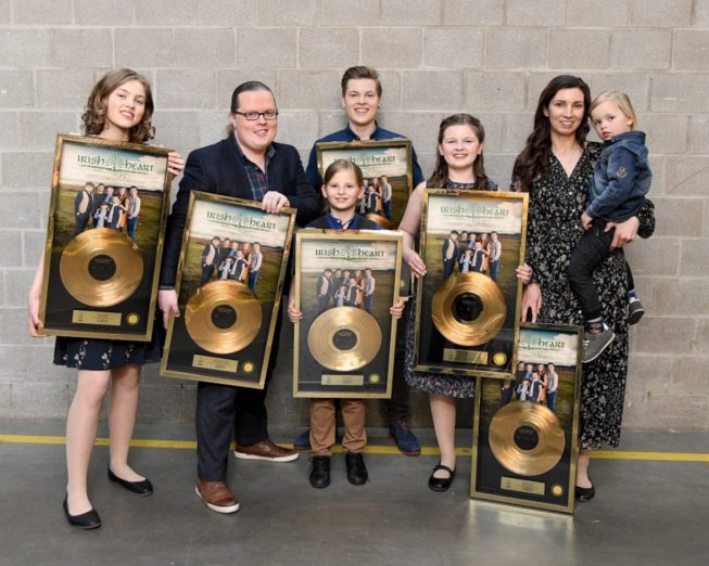 ANGELO KELLY & FAMILY Gold für ihr aktuelles Studioalbum ...