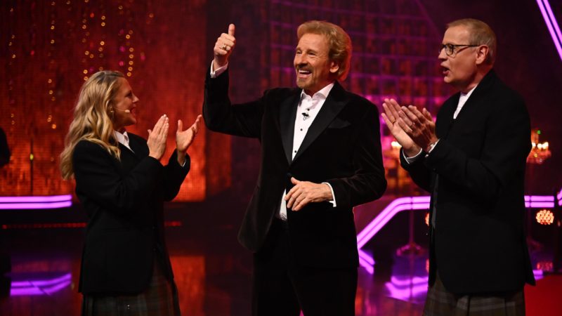 THOMAS GOTTSCHALK – GÜNTHER JAUCH – BARBARA SCHÖNEBERGER <br>Doppelter Primetime-Sieg bei 14- 59 und 14-49 für „Denn Sie wissen nicht, was passiert“! THOMAS GOTTSCHALK – GÜNTHER JAUCH – BARBARA SCHÖNEBERGER <br>Doppelter Primetime-Sieg bei 14- 59 und 14-49 für „Denn Sie wissen nicht, was passiert“!