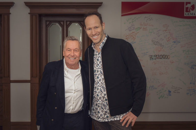 TOBIAS REITZ mit ROLAND KAISER, MAITE KELLY, KERSTIN OTT, MARIANNE ROSENBERG u.a. <br>GEMA-Podcast „HITSINGLE“: Endspurt mit hohem Schlageranteil!