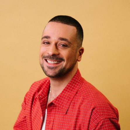 PIETRO BASILE <br>Pietro Basile mit musikalischer Untermalung für den Frühling: „Amore mio (Vino e musica)“!