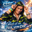 PETER SEBASTIAN <br>In „Glück ist nur ein Teil von dir“ verarbeitet er den Überfall in seinem Büro!