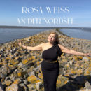 ROSA WEISS <br>Neuer Titel „An der Nordsee“ ab 22.05.2026 erhältlich!