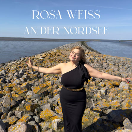 ROSA WEISS <br>Neuer Titel „An der Nordsee“ ab 22.05.2026 erhältlich!