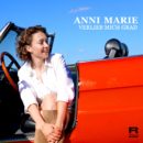 ANNI MARIE <br>„Verlieb mich grad“ – ein Country-Schlager voller Leichtigkeit, Gefühl und sommerlicher Lebensfreude!
