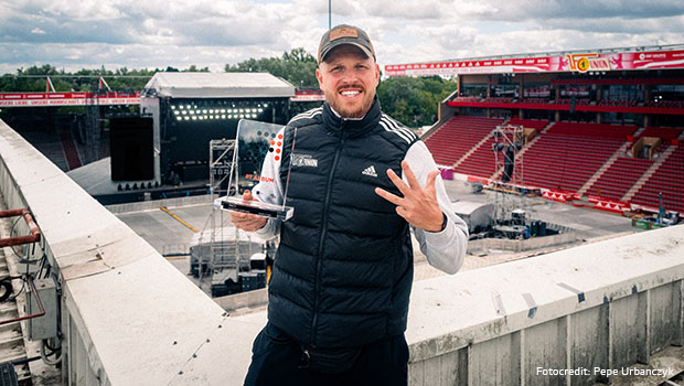 „OFFIZIELLE DEUTSCHE CHARTS“ (Gfk Entertainment) <br>WM-Song „Dai Dai“ und Rapper Finch führen Charts an! „OFFIZIELLE DEUTSCHE CHARTS“ (Gfk Entertainment) <br>WM-Song „Dai Dai“ und Rapper Finch führen Charts an!