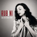RUBINI <br>Am 30.07.026 veröffentlicht sie ihre Debüt-Single „Lass die Sterne oben“!
