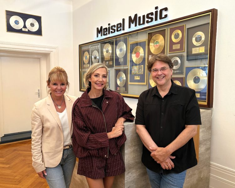 TANJA LASCH <br>Tanja Lasch ab sofort bei Meisel Music! Die neue Single „Zimmer 17“ bildet den Auftakt!