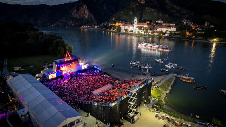 JOEY HEINDLE, FRANCINE JORDI, ANNA-CARINA WOITSCHACK u.a. <br>Auch SIE sind für die „STARnacht aus der Wachau“ bestätigt!