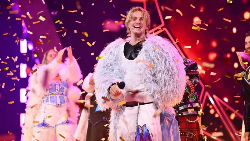 VINCENT GROSS <br>„Ich habe mich manchmal ein bisschen wie ein Superstar gefühlt“: „The Masked Singer“-Gewinner Vincent Gross im exklusiven Interview!