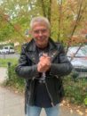 REINHARD MEY <br>Reinhard Mey  erobert mit „Schatzhauser“  Platz 1 der Offiziellen Deutschen Album Charts!